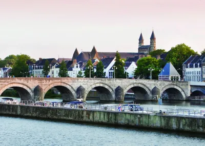 Maasroute etappe 2 van Maastricht naar Nijmegen Maas Nederland