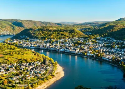 kerstmarktcruise over de rijn naar keulen koblenz Rijn Duitsland
